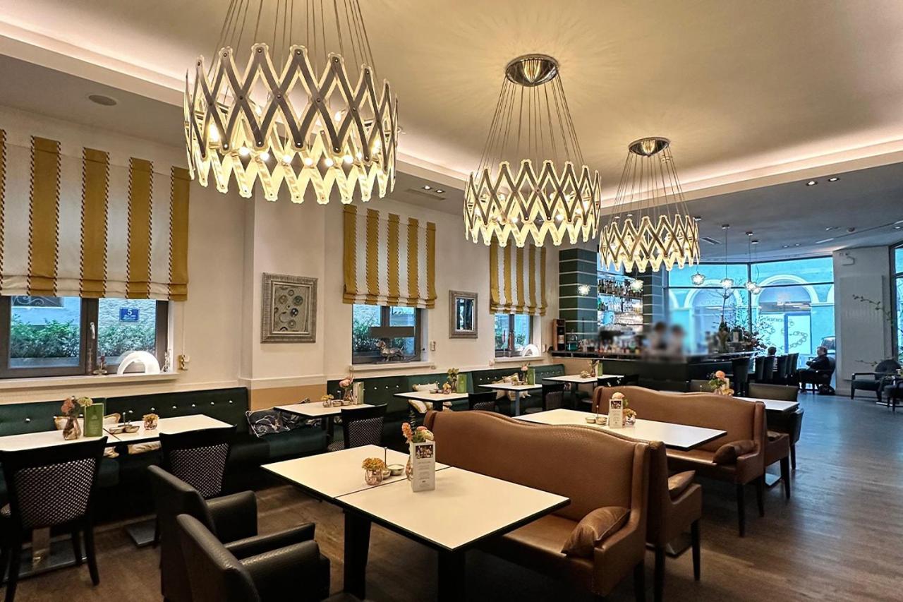 Hotel Goliath Am Dom Regensburg Ngoại thất bức ảnh